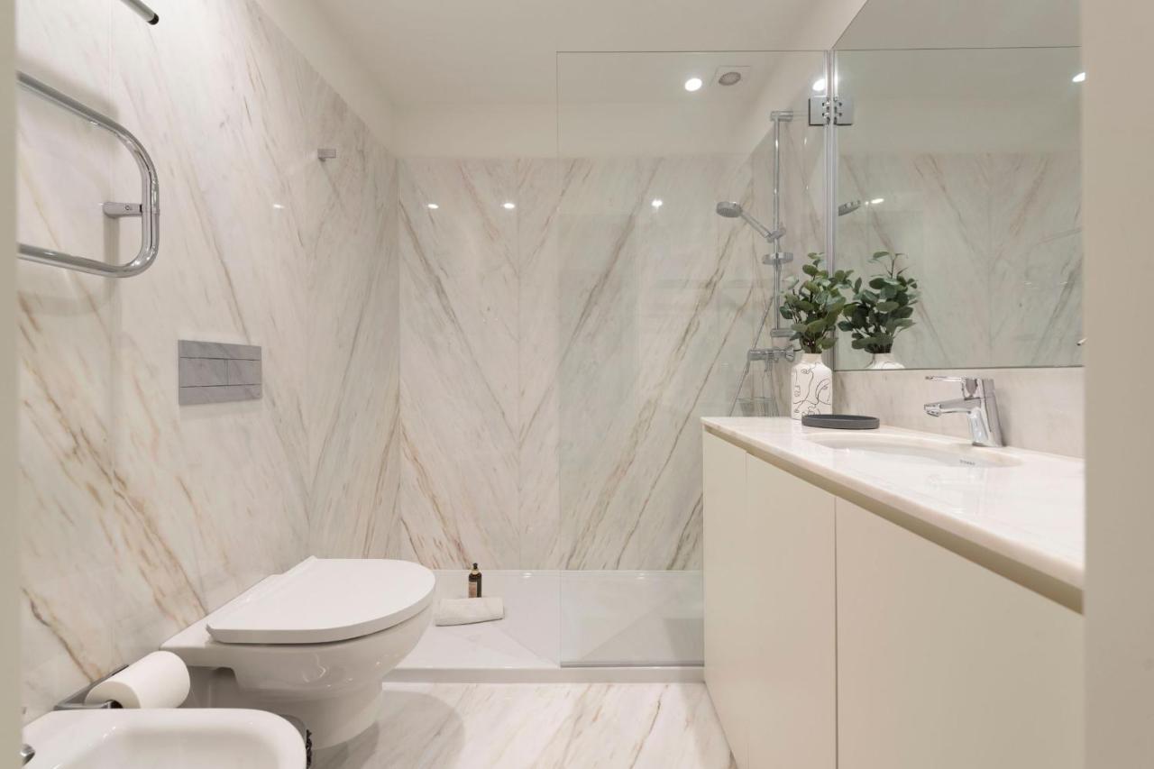 Mouzinho Luxury 3Br Flat L 5 Min Walk To Ribeira By Lovelystay Porto Kültér fotó