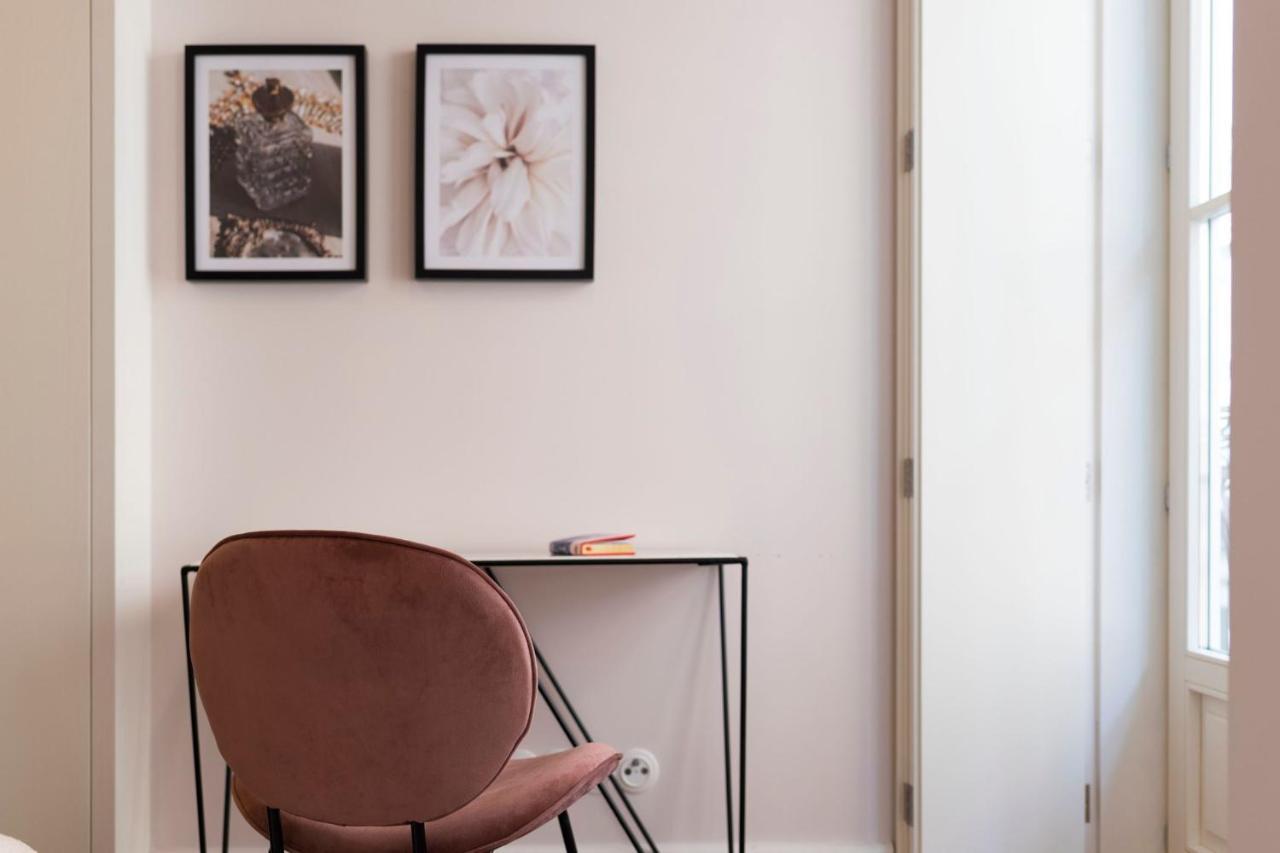 Mouzinho Luxury 3Br Flat L 5 Min Walk To Ribeira By Lovelystay Porto Kültér fotó